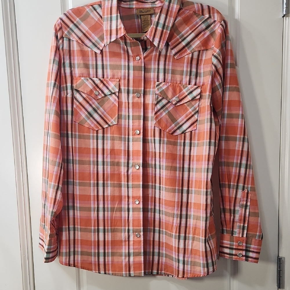 Wrangler Women's Plaid Western Shirt With Pearl Snaps Large